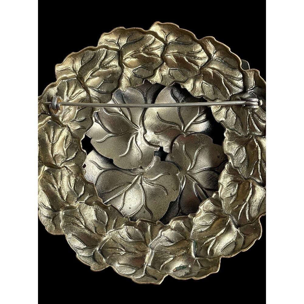 Antique Art Nouveau High Relief Stacked Floral Flower Brooch Pin Brass - Picture 4 of 4